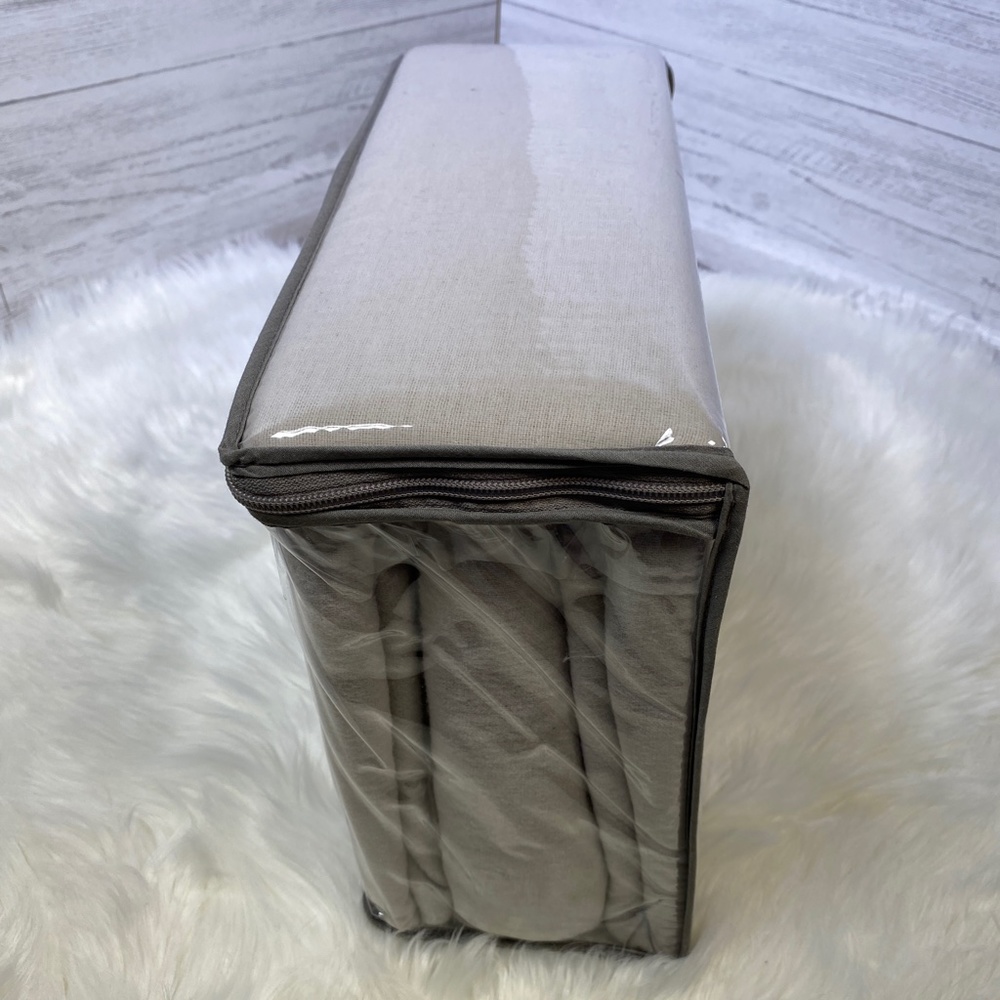 ✨SALE✨Queen 4pc Light Grey Flannel Bedsheets - Picture 2 of 4
